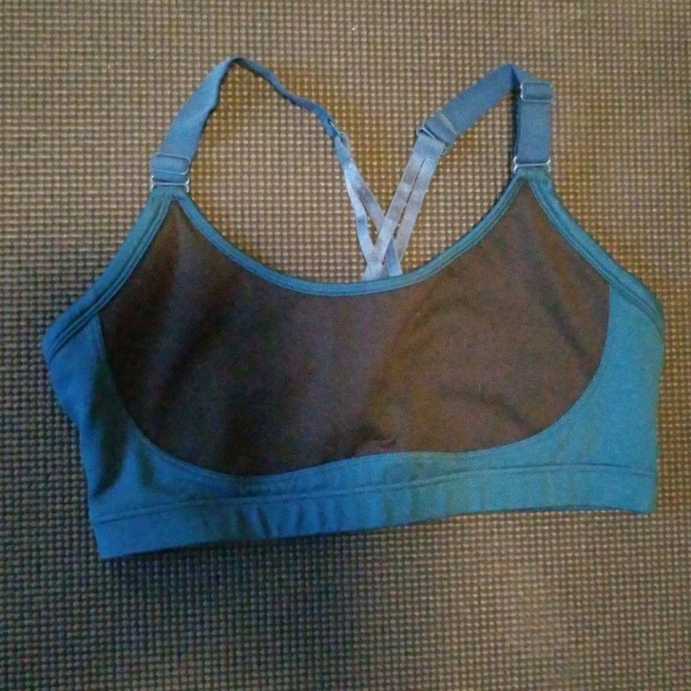 Fabletics bra